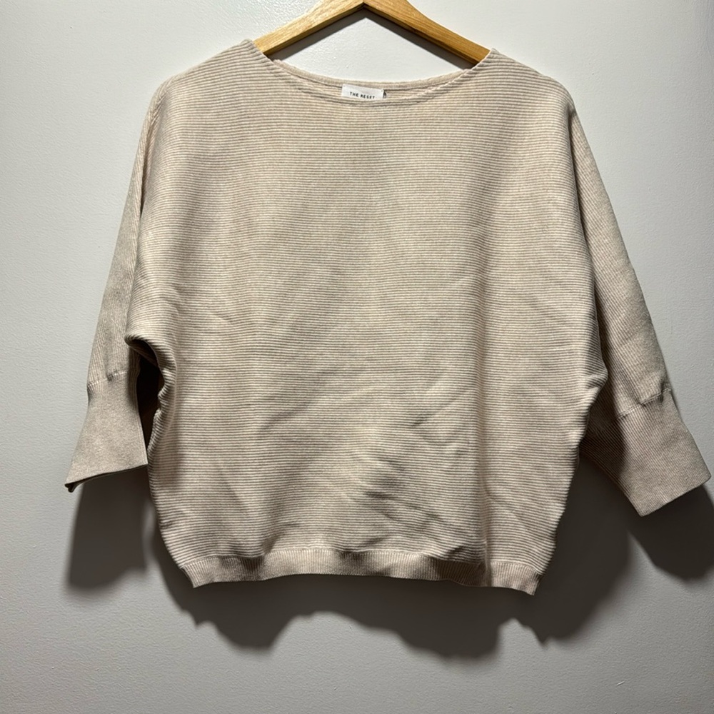 3/4 Sleeve Pullover Top